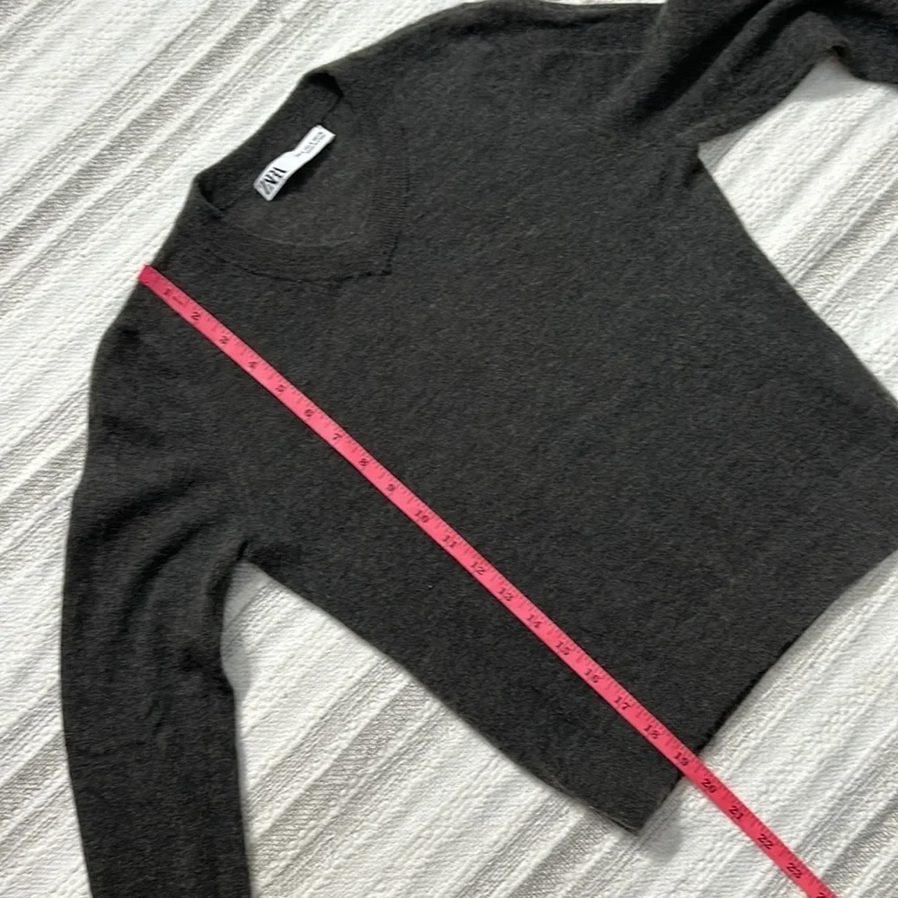Zara Women S Wool Alpaca Blend V Neck Sweater Charcoal Gray Long Sleeve